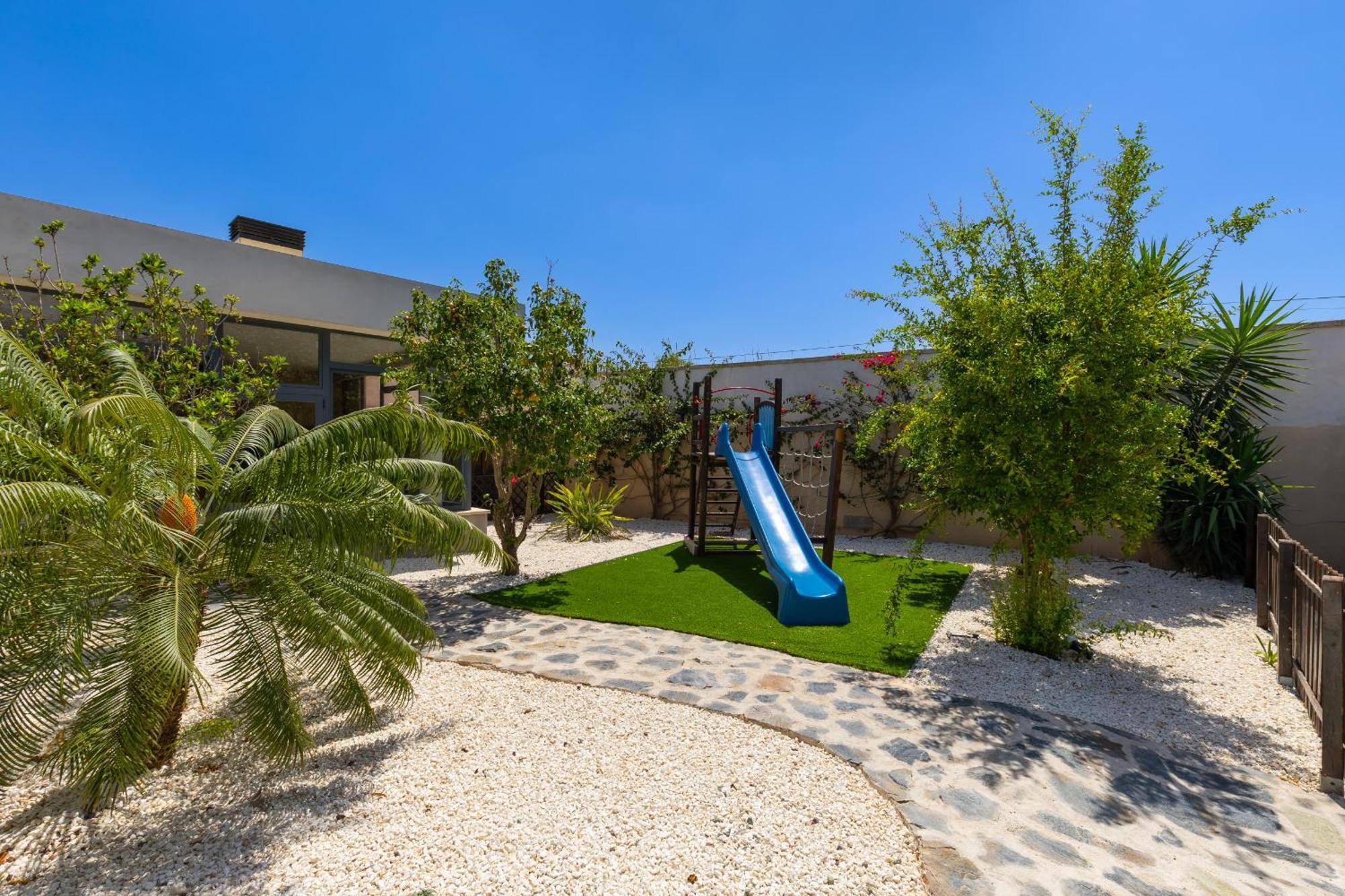 Waterwheel Villa By Fidalsa Almoradi Luaran gambar